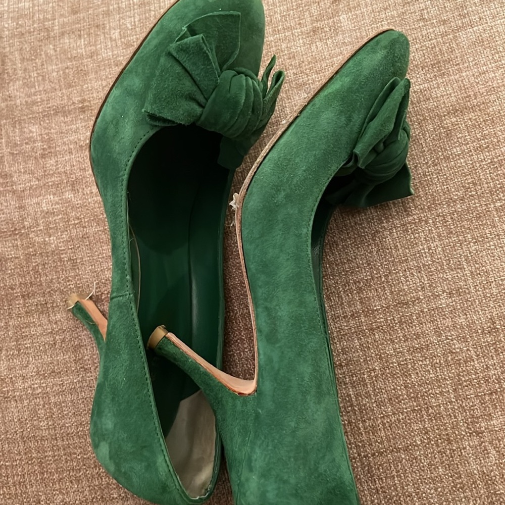 4 pairs of beautiful shoes, see individual posts for more details on each pair